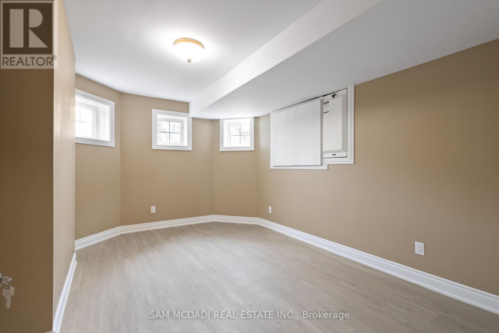 15 Eaglesprings Crescent, Brampton, ON