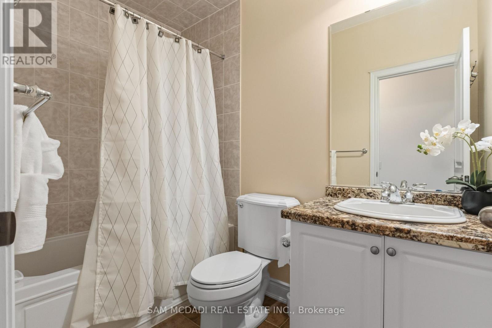 15 Eaglesprings Crescent, Brampton, ON