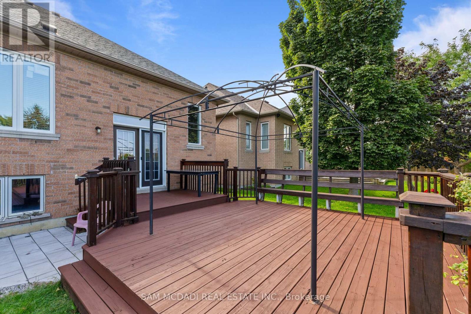 15 Eaglesprings Crescent, Brampton, ON