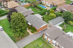 37 LORNE AVENUE Grimsby, ON L3M 2H8