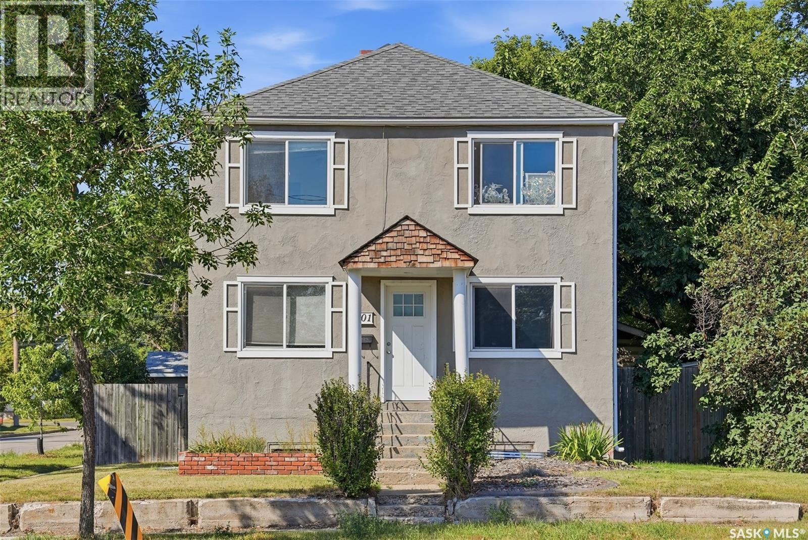 201 H Avenue N, Saskatoon, SK