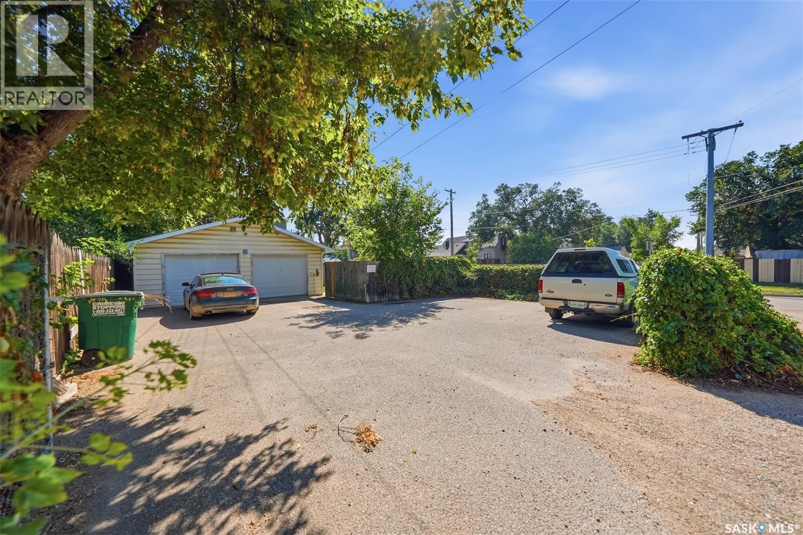 201 H Avenue N, Saskatoon, SK
