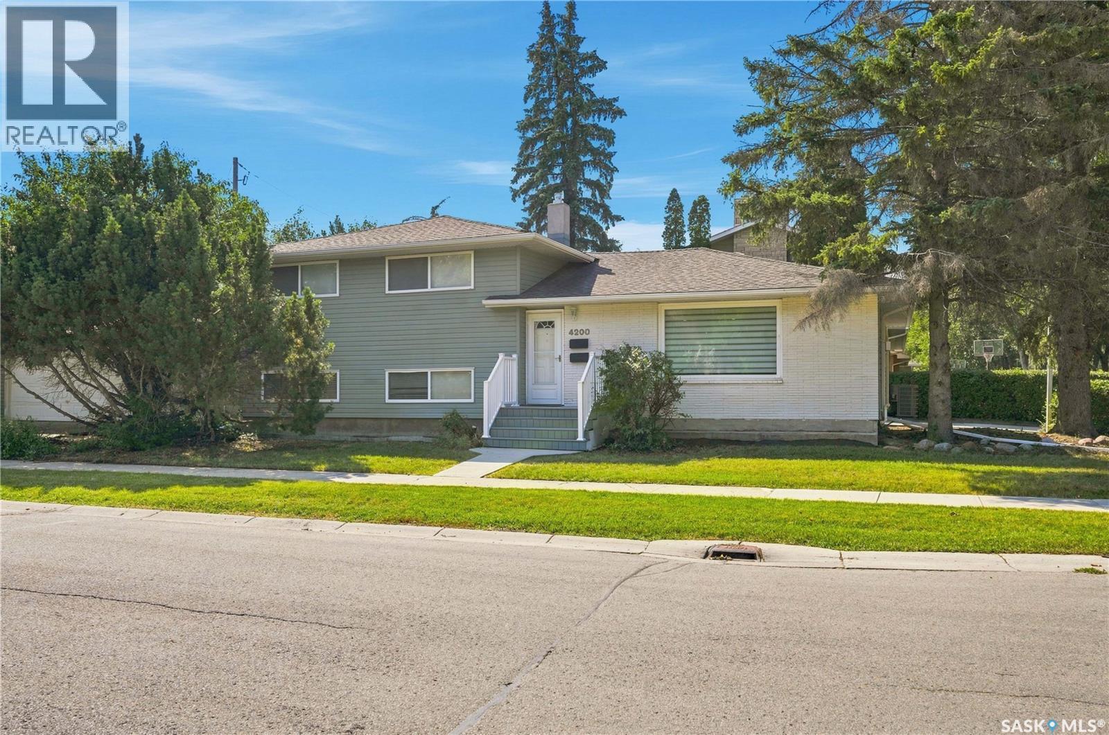 4200 Hillsdale Street, Regina, SK