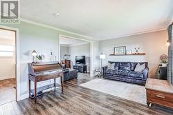 Open concept main floor - 