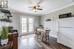 Walk out to deck/pool - 