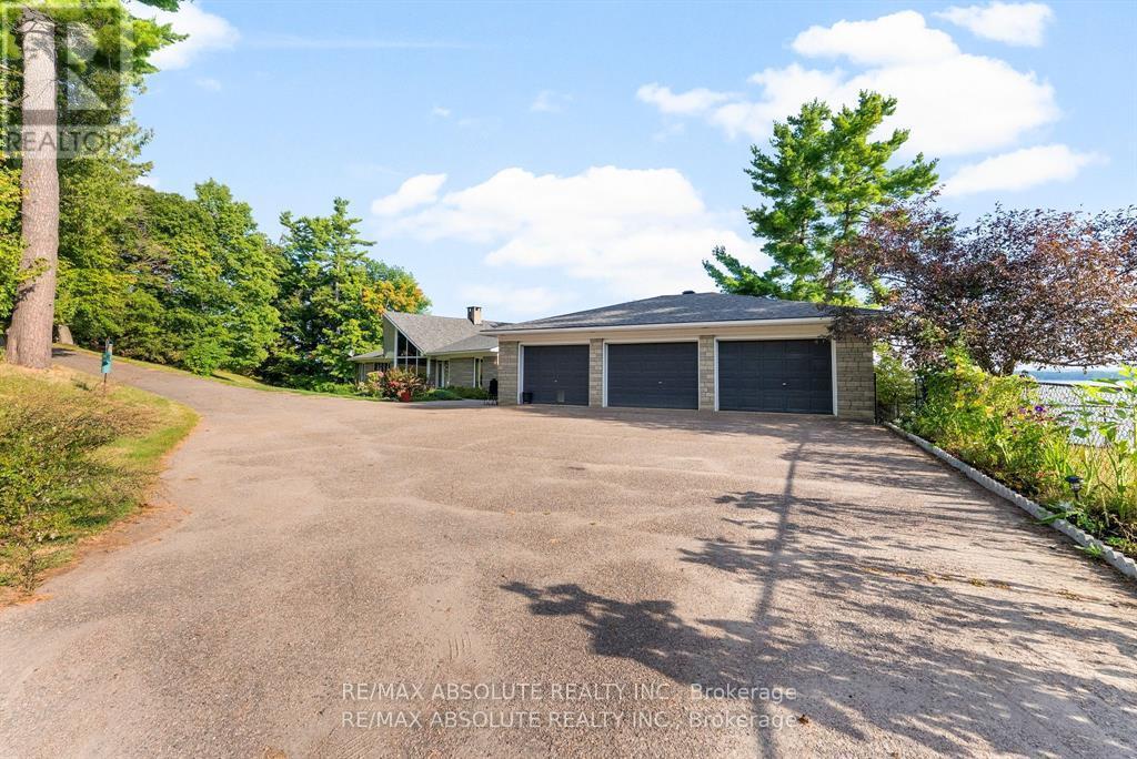 1724 River Road, Mcnab/Braeside, ON