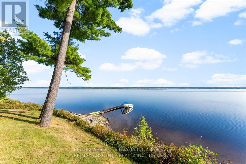 1724 River Road, Mcnab/Braeside, ON