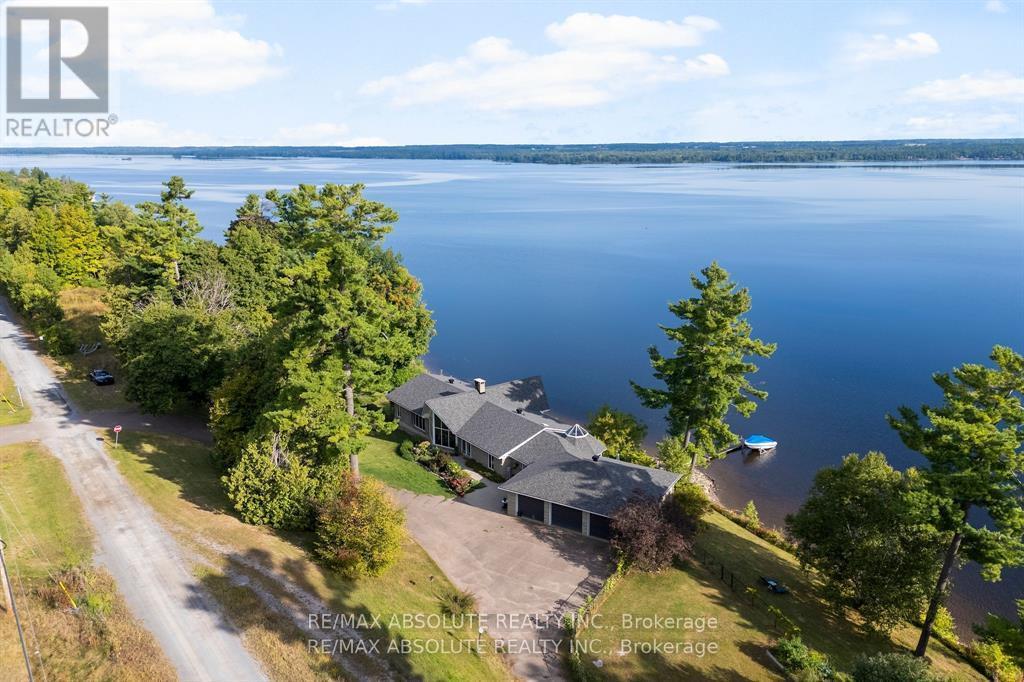 1724 River Road, Mcnab/Braeside, ON