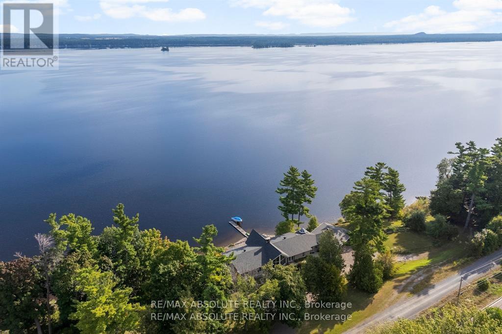 1724 River Road, Mcnab/Braeside, ON