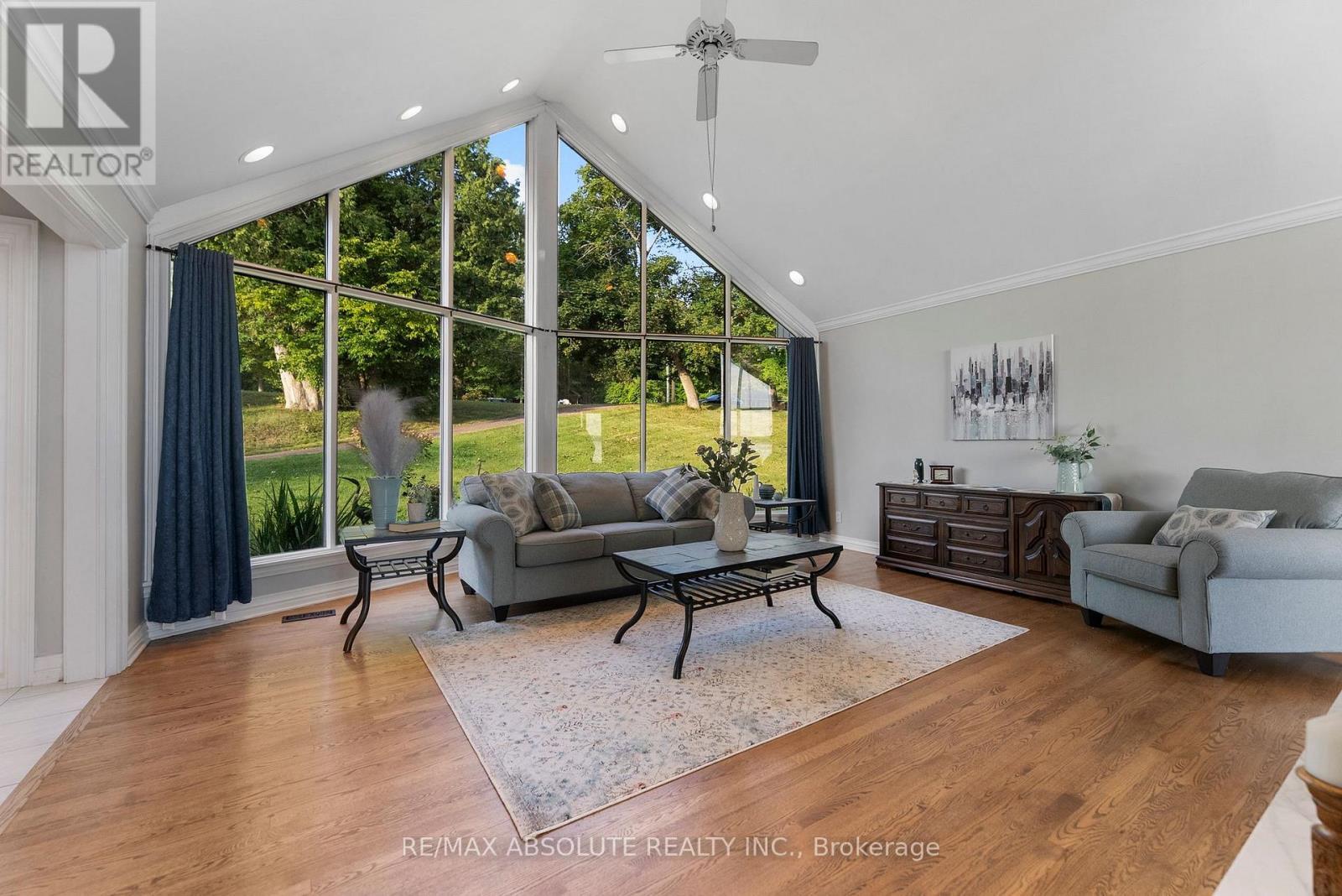 1724 River Road, Mcnab/Braeside, ON