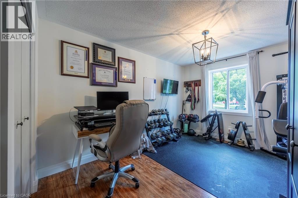 9 Normandy Circle, Simcoe, ON