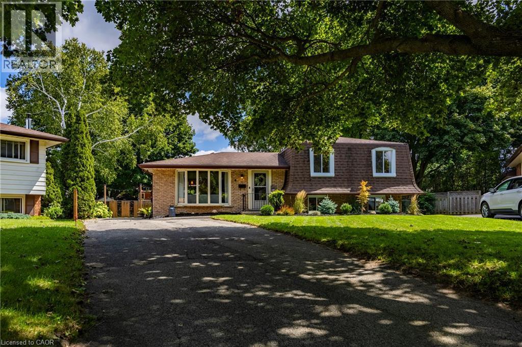 9 Normandy Circle, Simcoe, ON