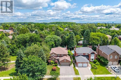 29 CHRISTIE DRIVE  Brampton, ON L6Z 3J5