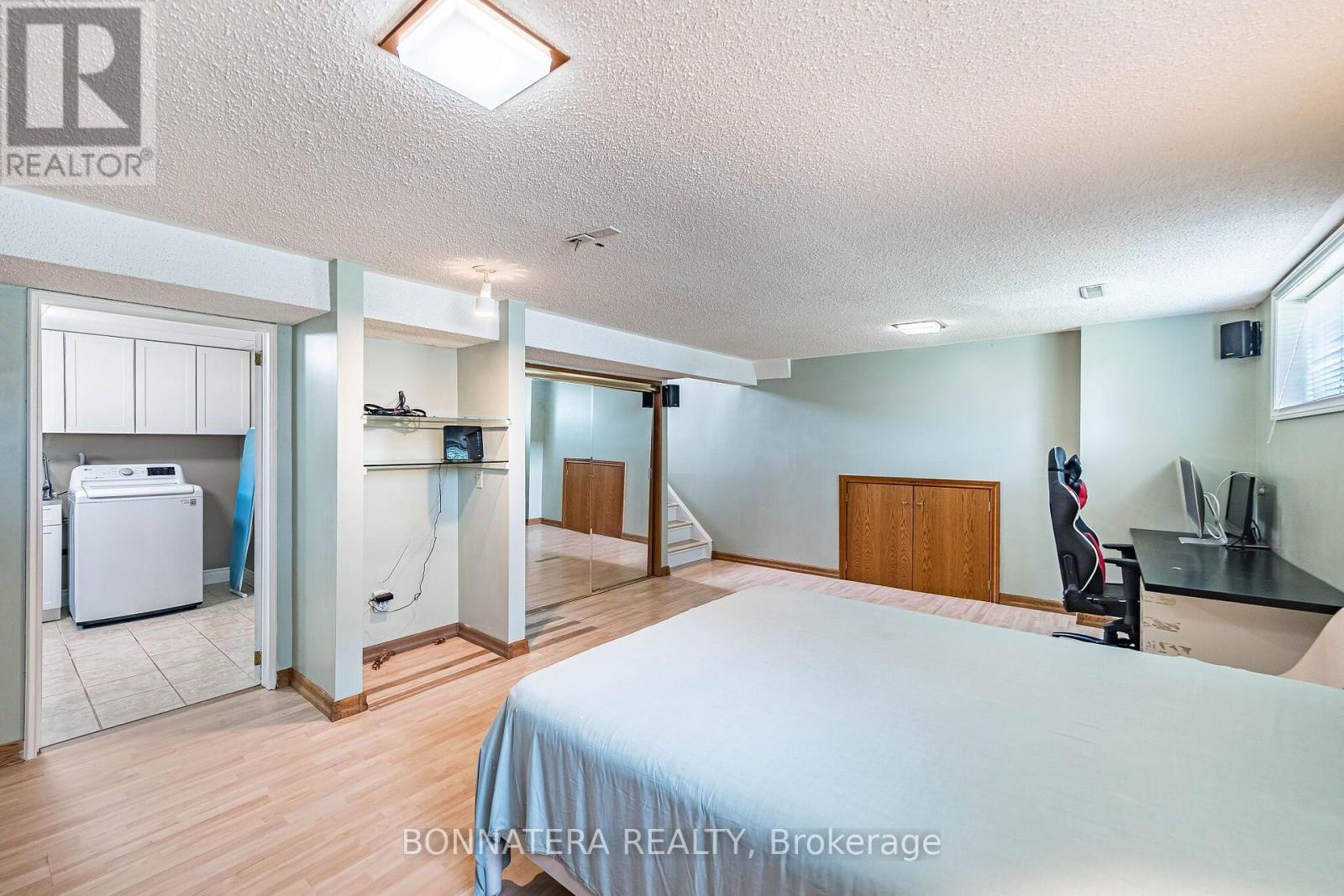 1324 Aldridge Crescent, Burlington, ON