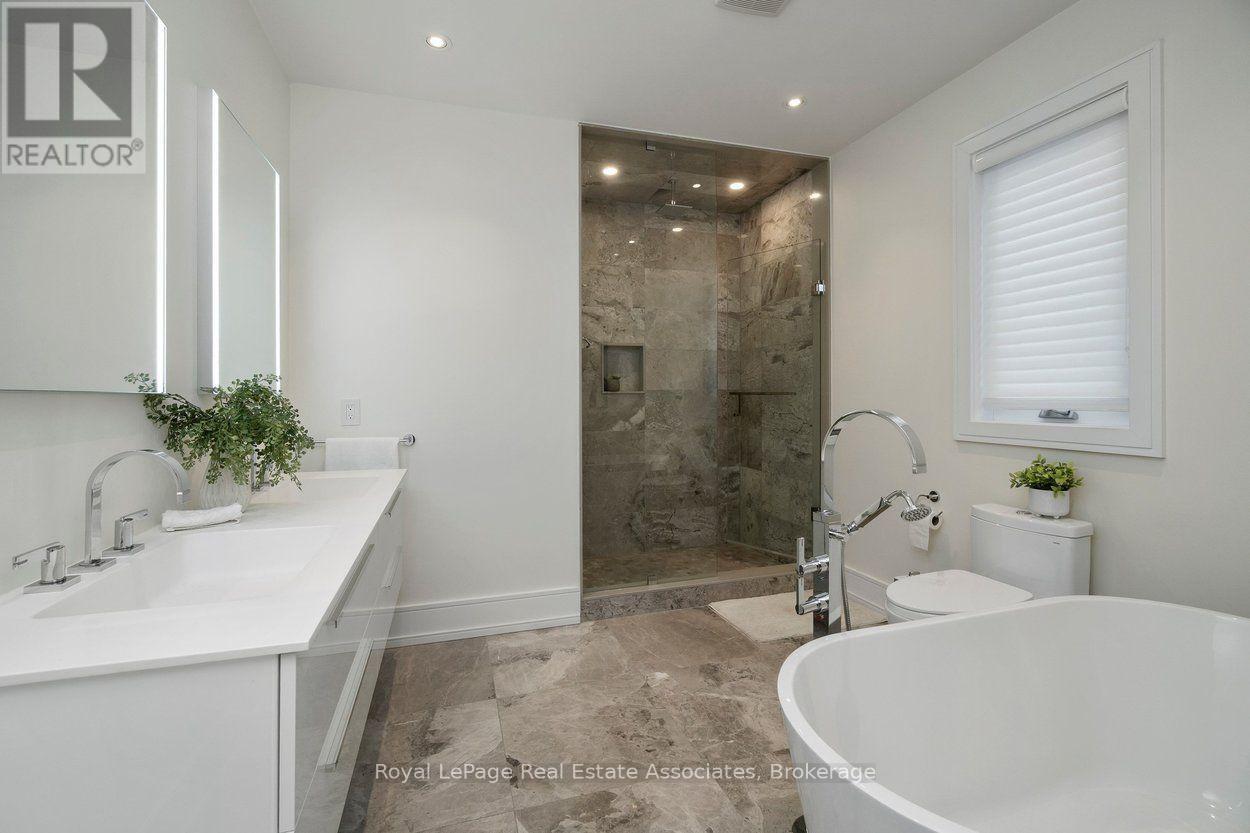 63 Troy Street, Mississauga, ON