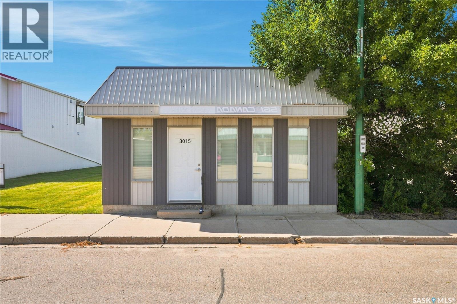 3015 Central Avenue, Waldheim, SK