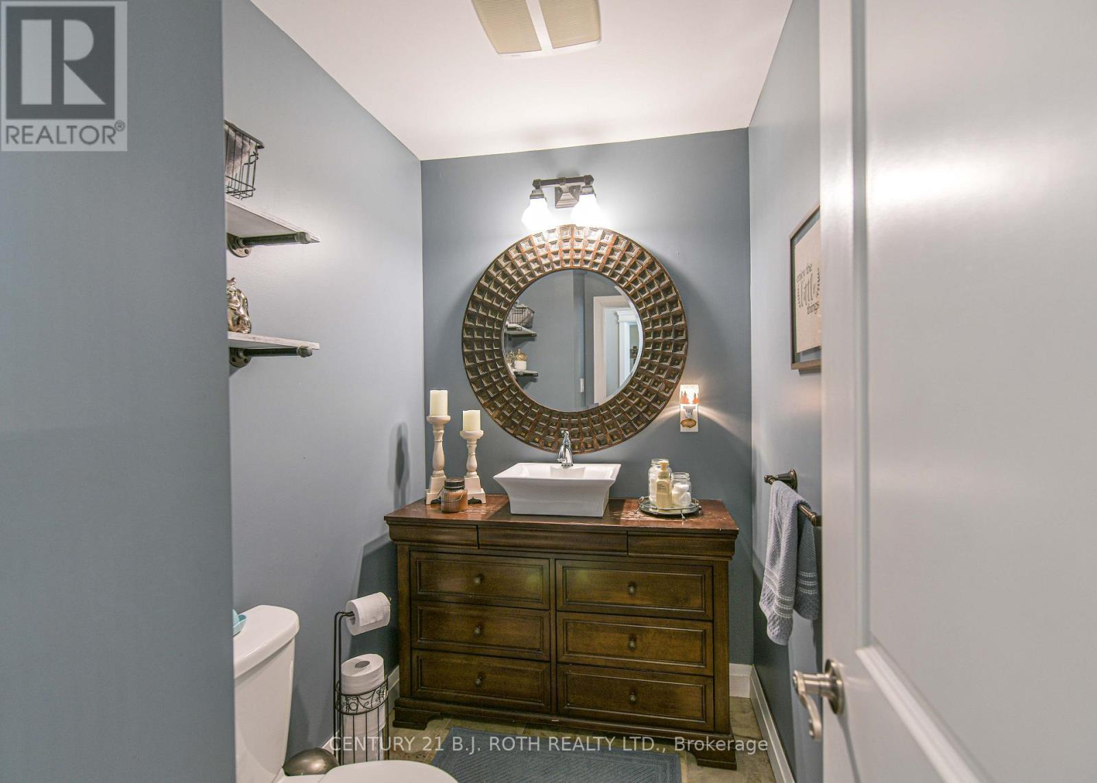 Powder Room - 2833 Switch Road, Ramara, ON