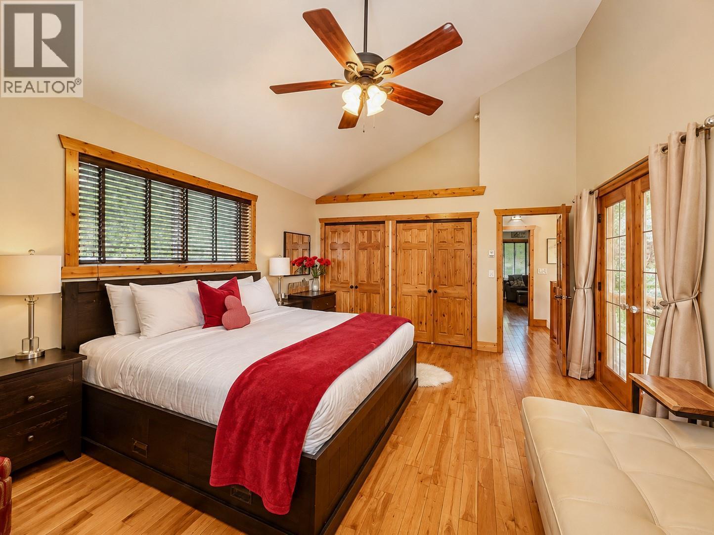 1741 8Th Avenue, Invermere, BC