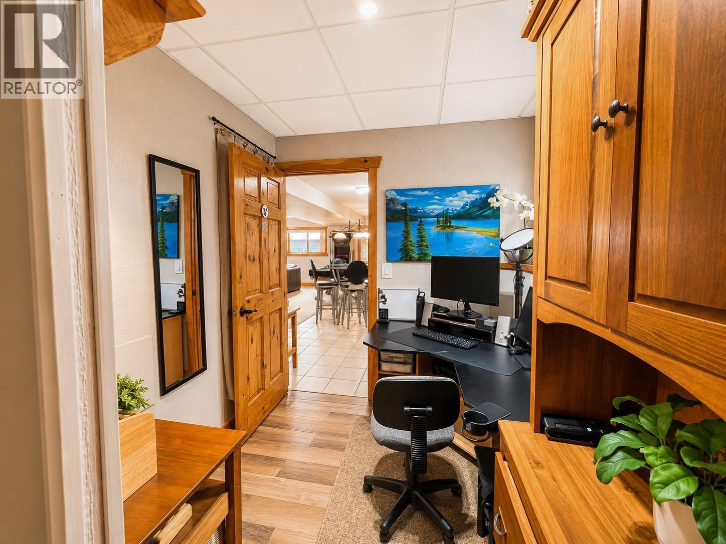 1741 8Th Avenue, Invermere, BC