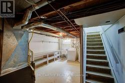 Laundry Utility room with sink and appliances - 