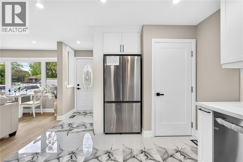 150 Howard Avenue, Hamilton, ON