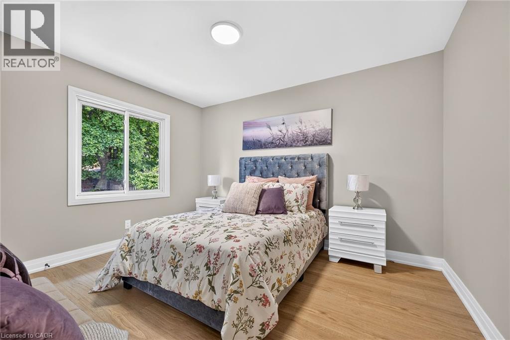 150 Howard Avenue, Hamilton, ON