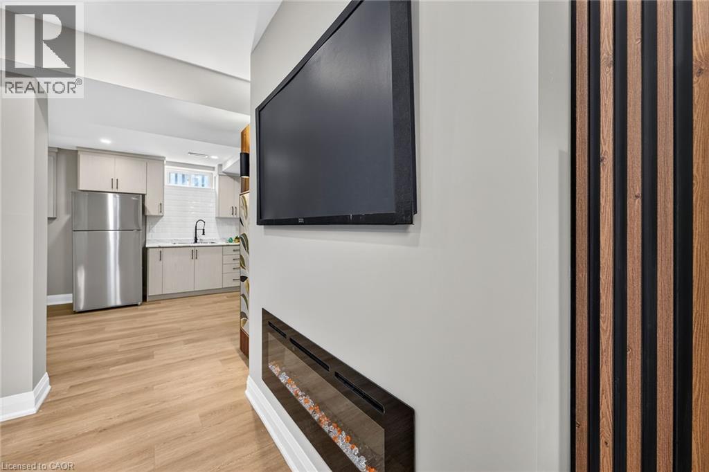 150 Howard Avenue, Hamilton, ON
