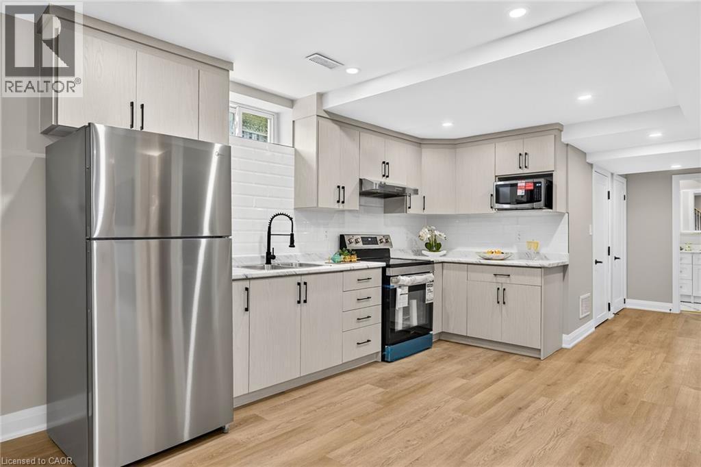 150 Howard Avenue, Hamilton, ON