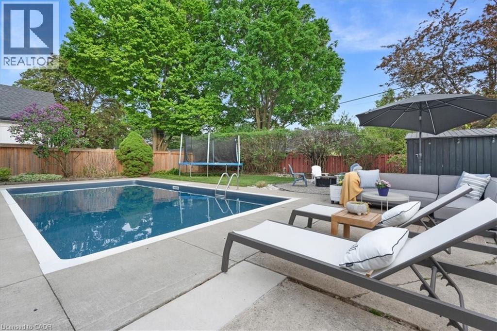 17 Highland Crescent, Cambridge, ON