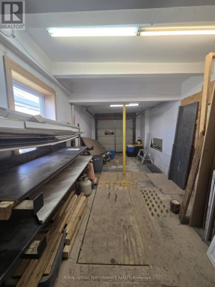 12 Sixth Street, Cornwall, ON