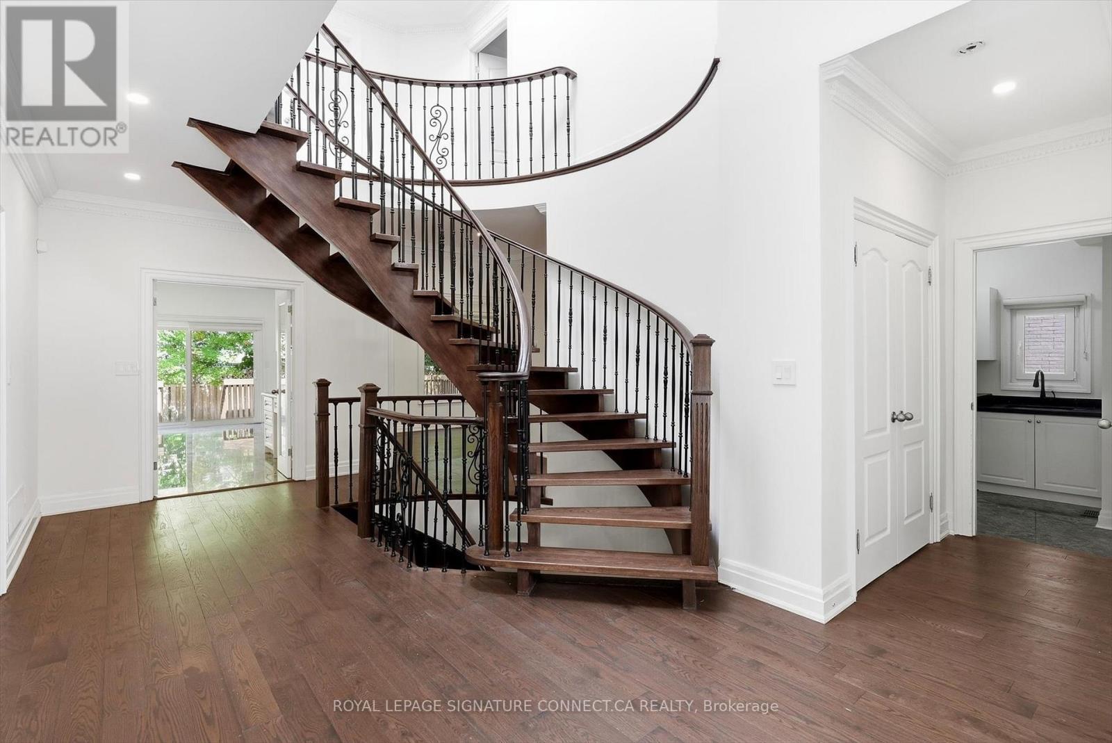6 Lailey Crescent, Toronto, ON