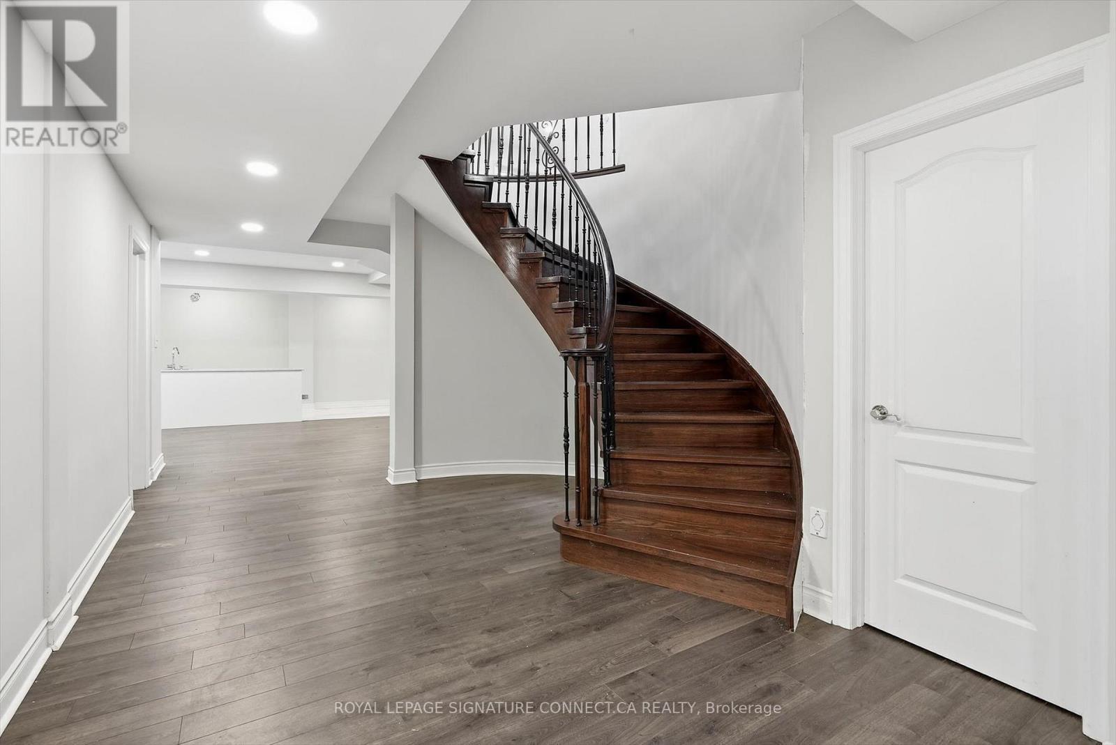 6 Lailey Crescent, Toronto, ON