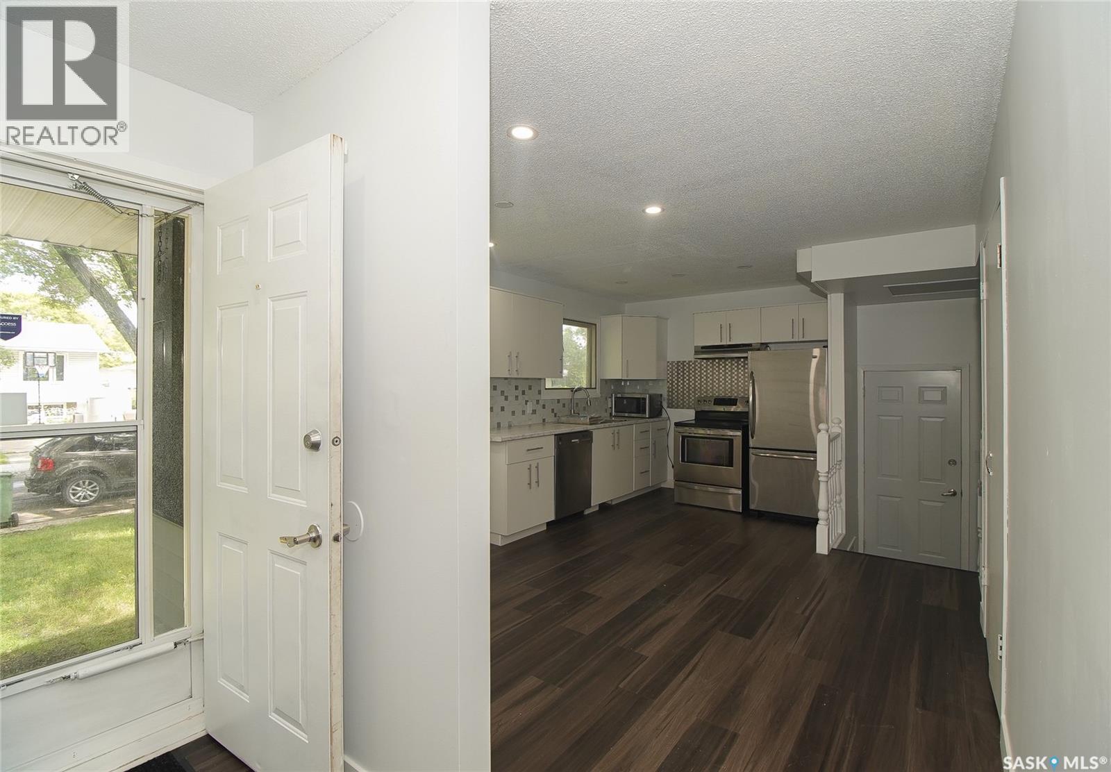 61 Bannister Avenue, Regina, SK
