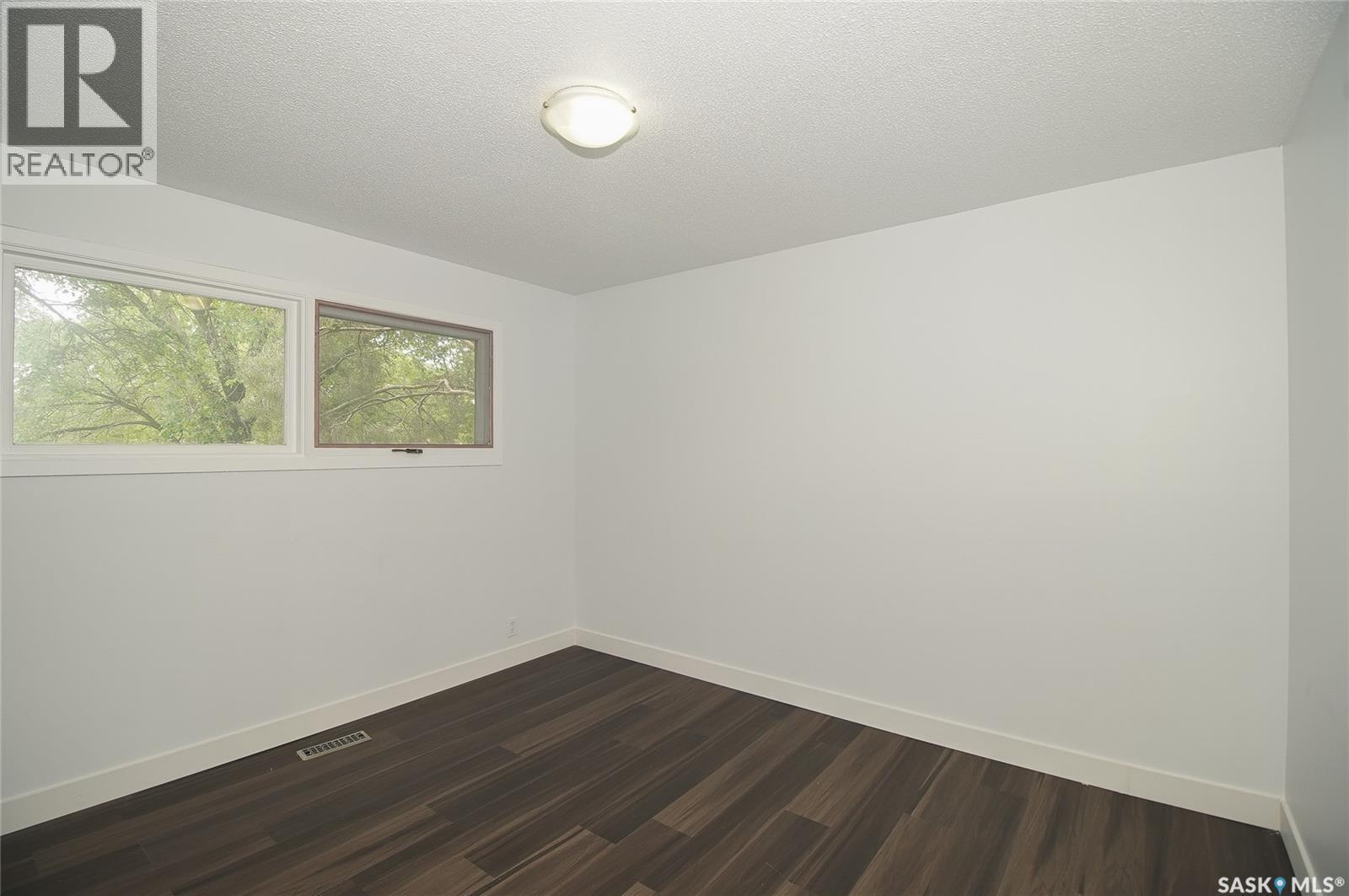 61 Bannister Avenue, Regina, SK