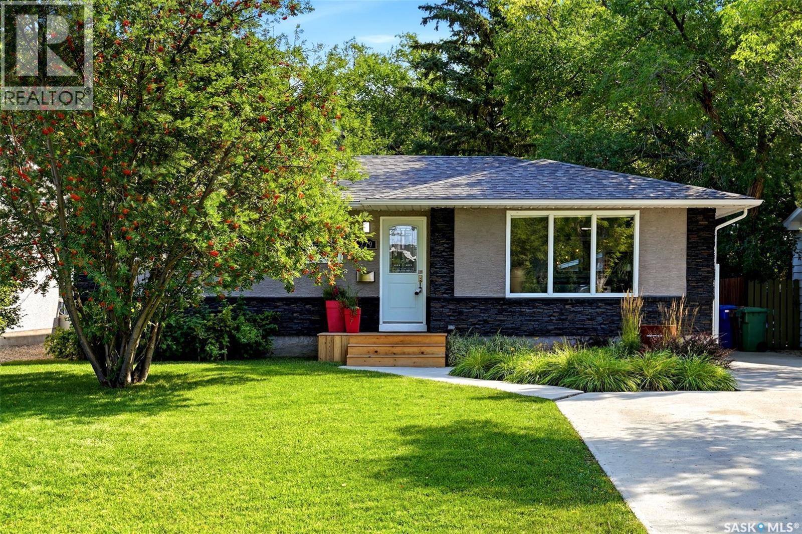 279 Logan Crescent, Regina, SK