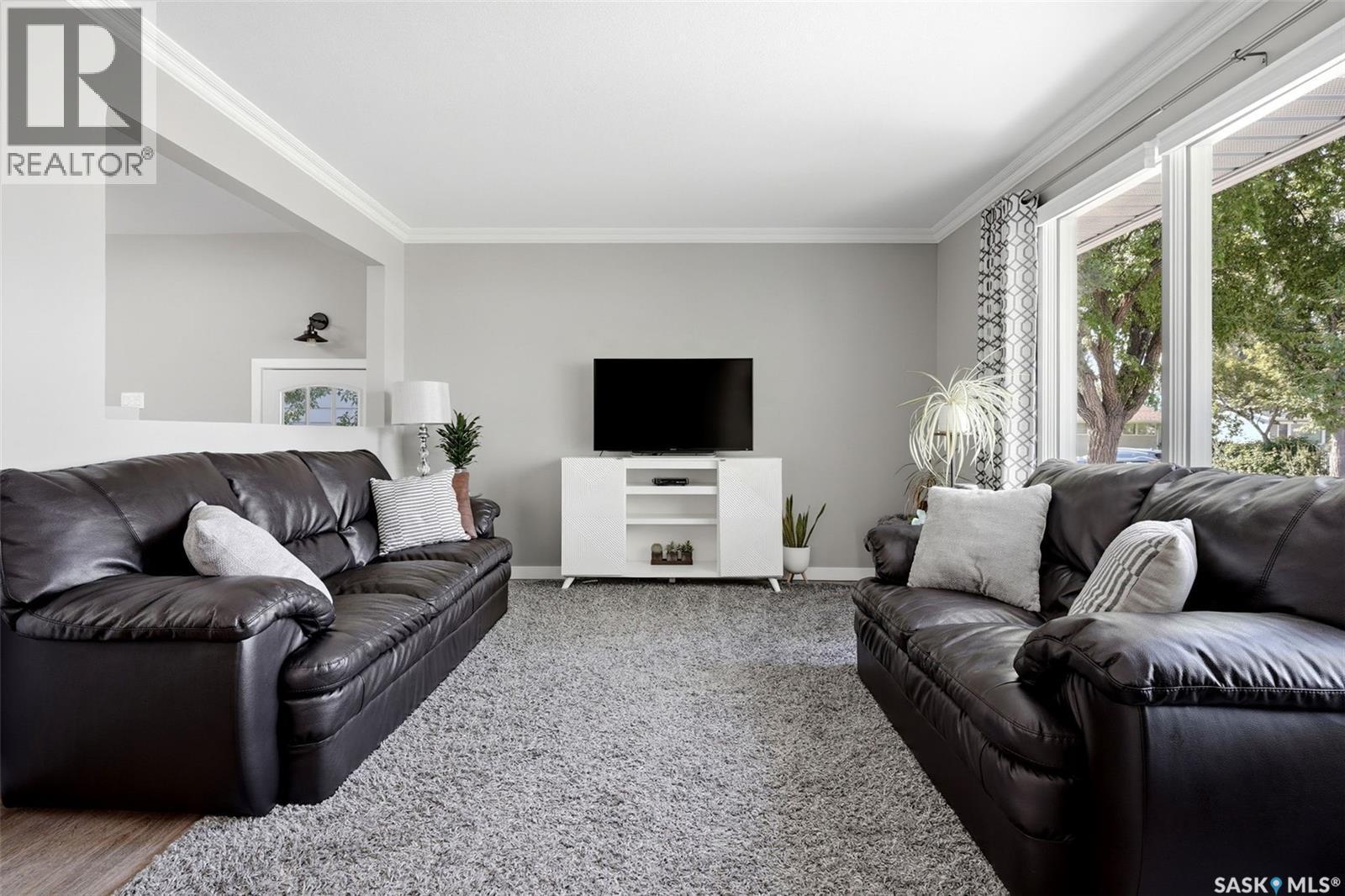 279 Logan Crescent, Regina, SK