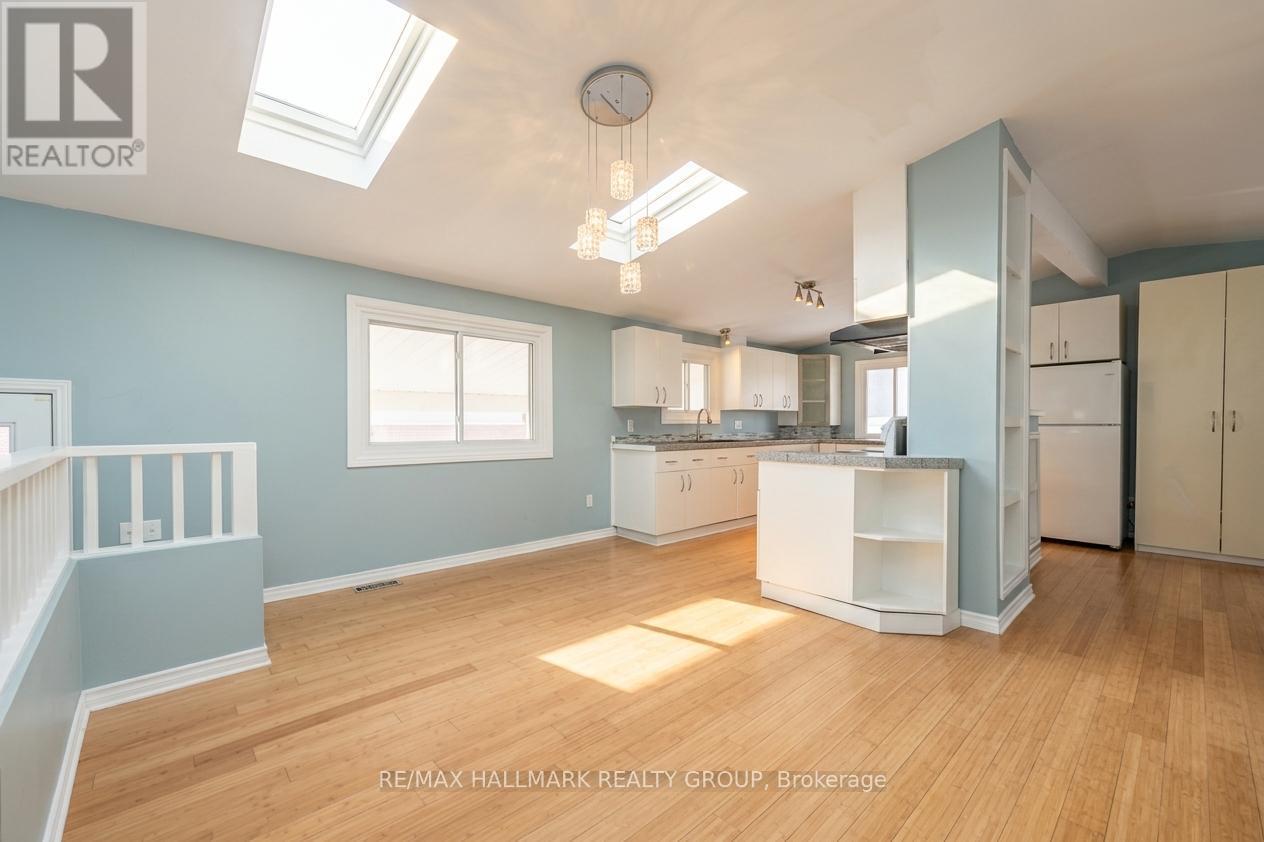 2223 Halifax Drive, Ottawa, ON