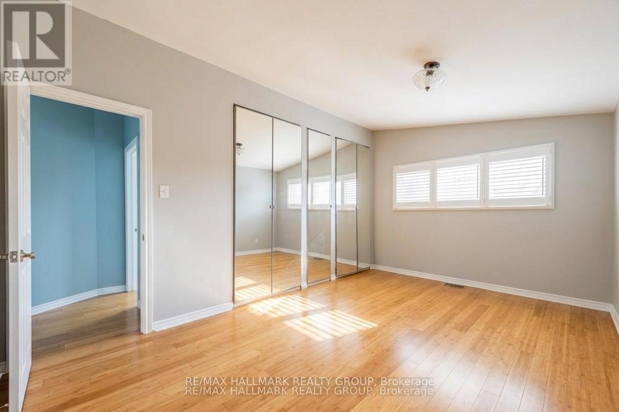 2223 Halifax Drive, Ottawa, ON