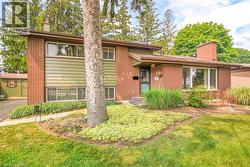 10 BRIER Crescent Brantford, ON N3R 3M6