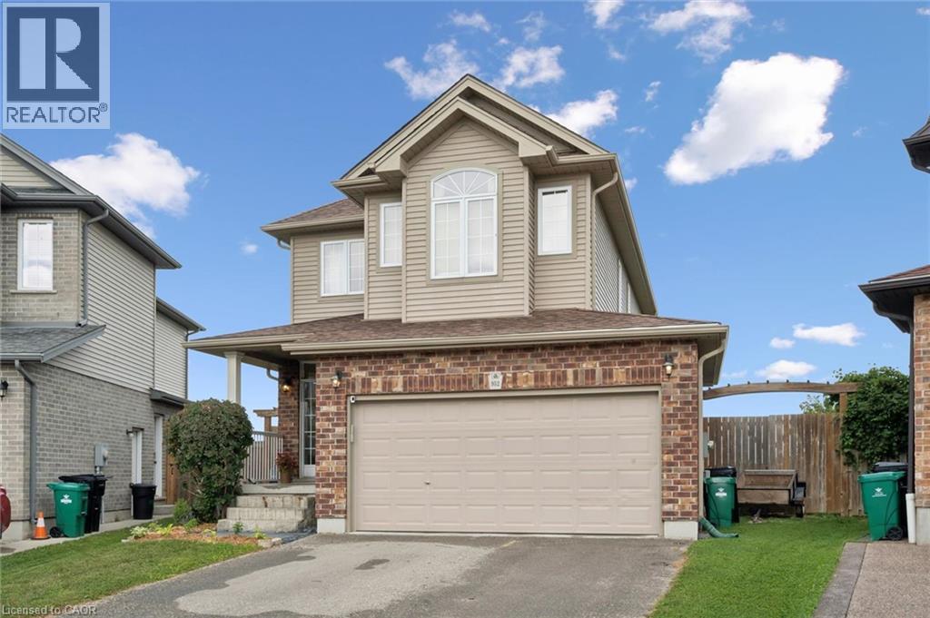 952 Eden Oak Court, Kitchener, ON