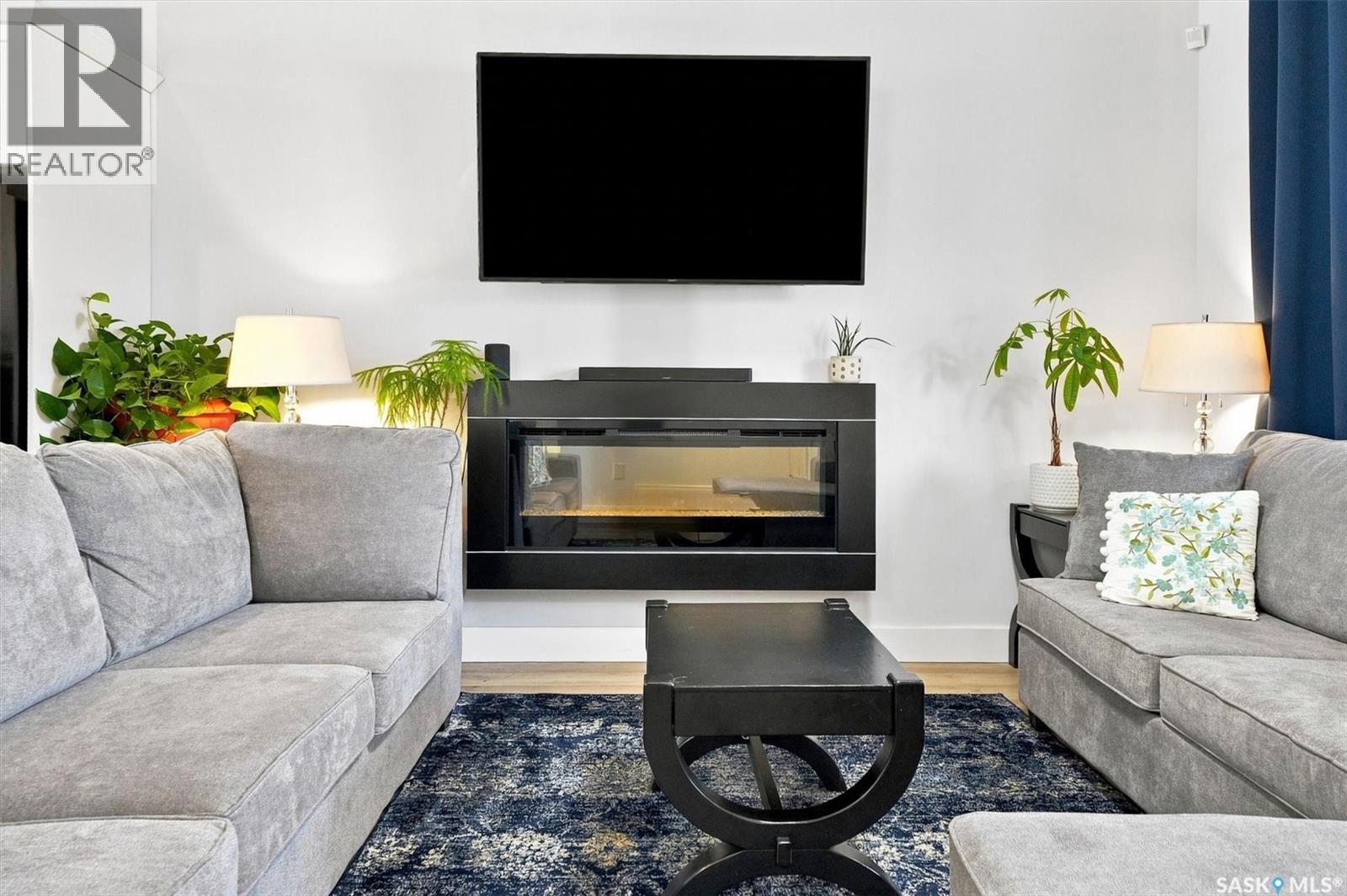 636 Meadows Boulevard, Saskatoon, SK