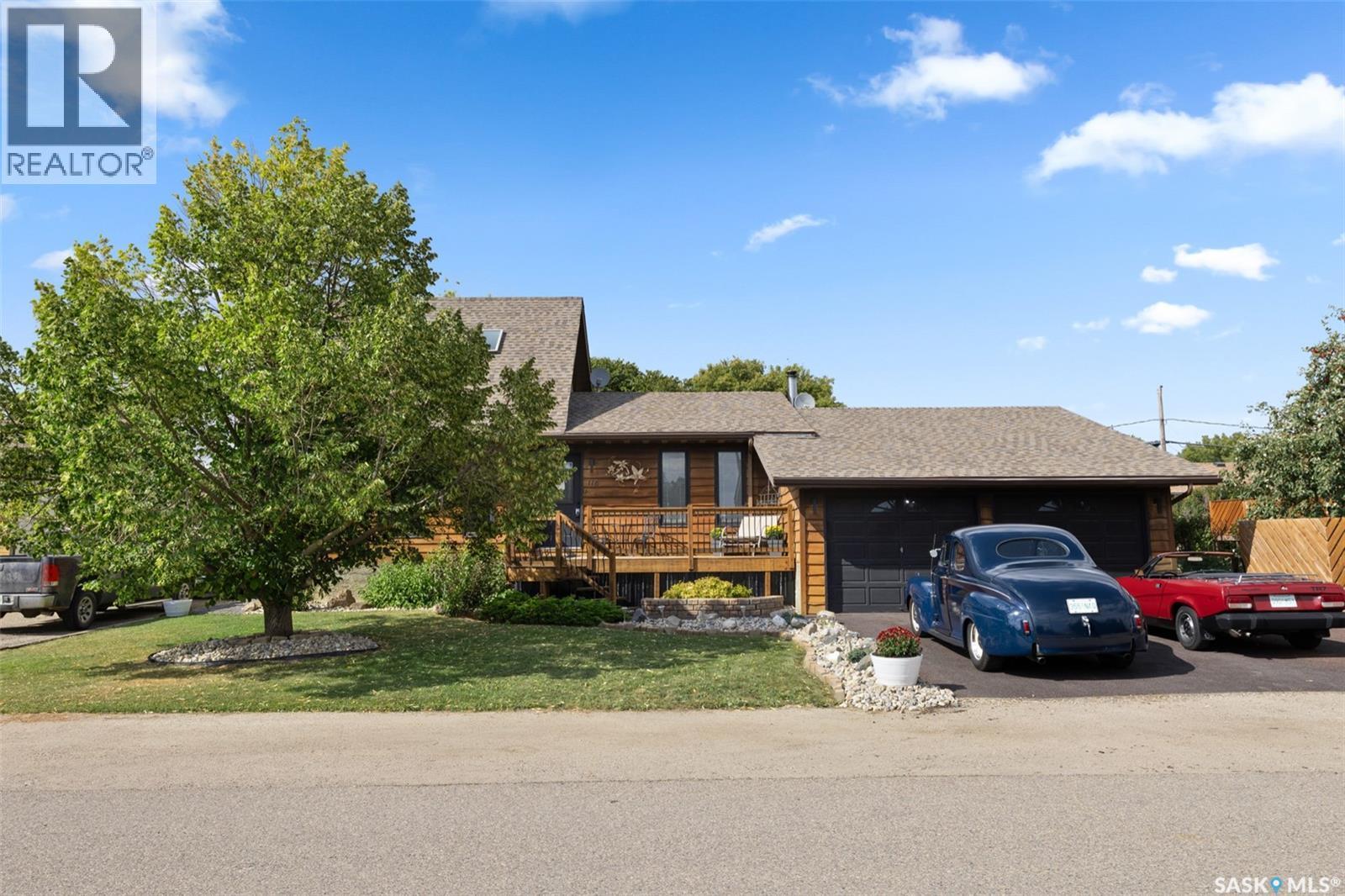 116 Courtside Crescent, Pilot Butte, SK