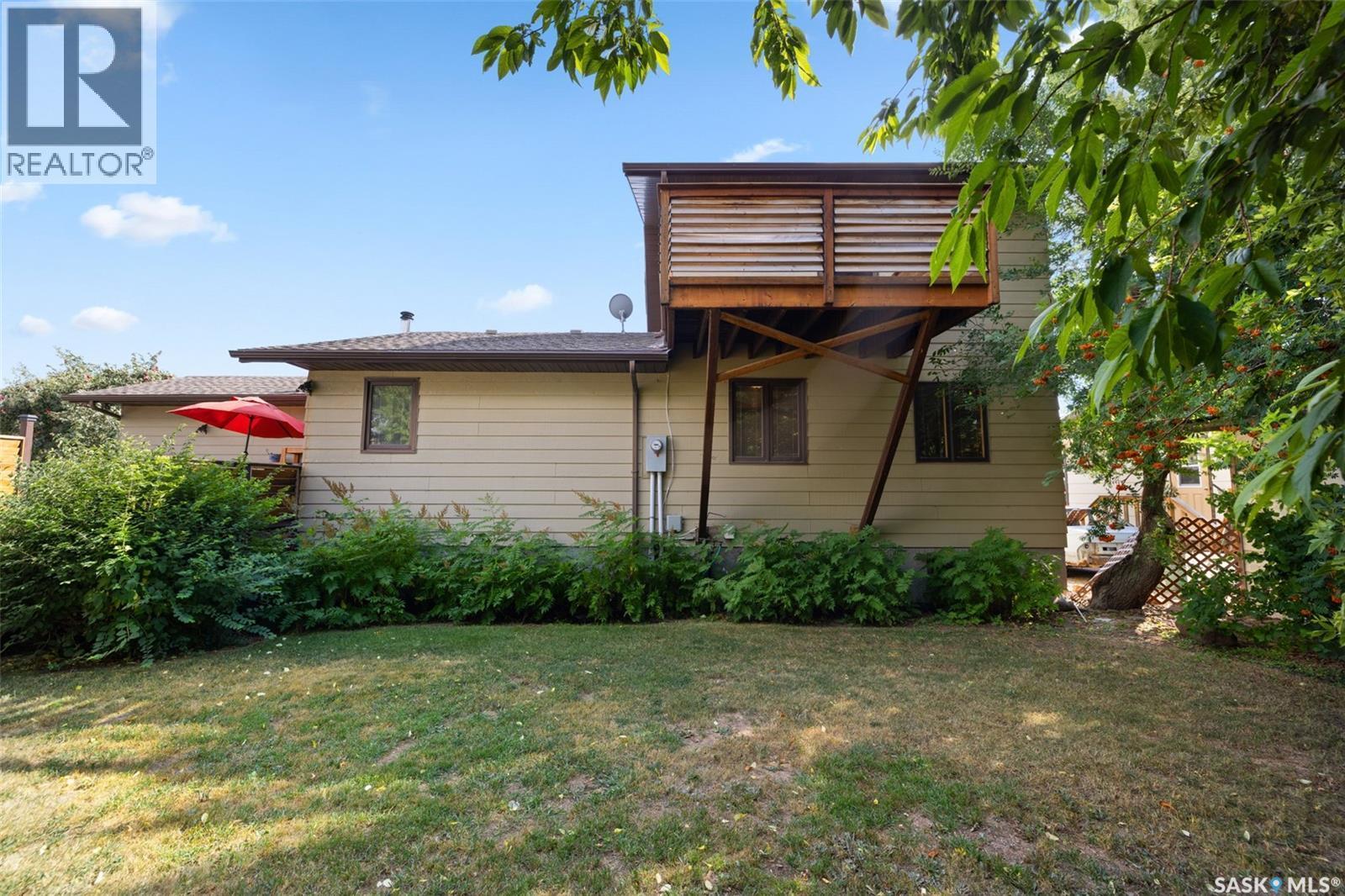 116 Courtside Crescent, Pilot Butte, SK