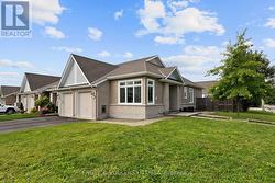 538 SILVERBELL CRESCENT Ottawa, ON K1T 0P1