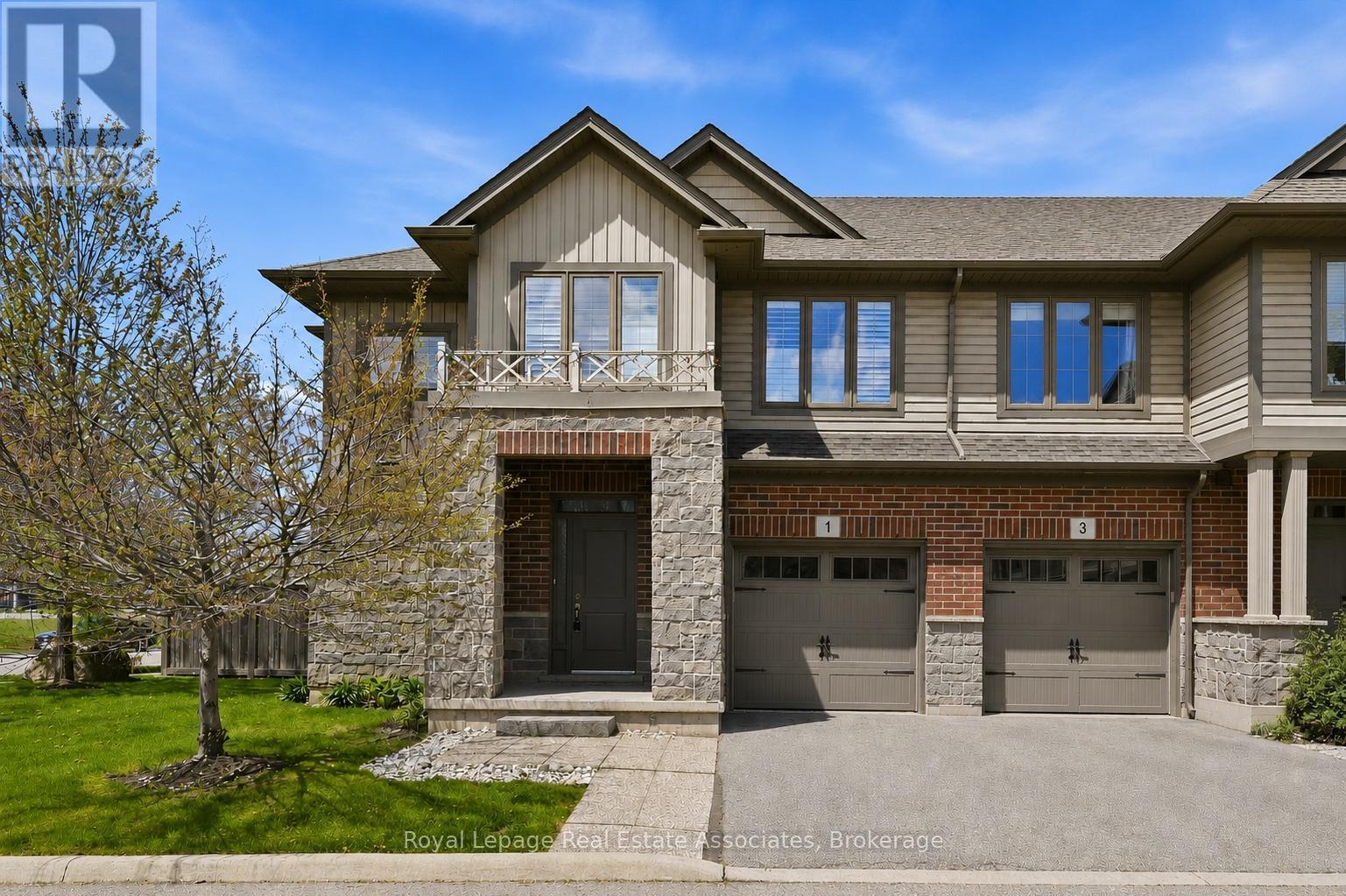 1 Southshore Crescent, Hamilton, ON