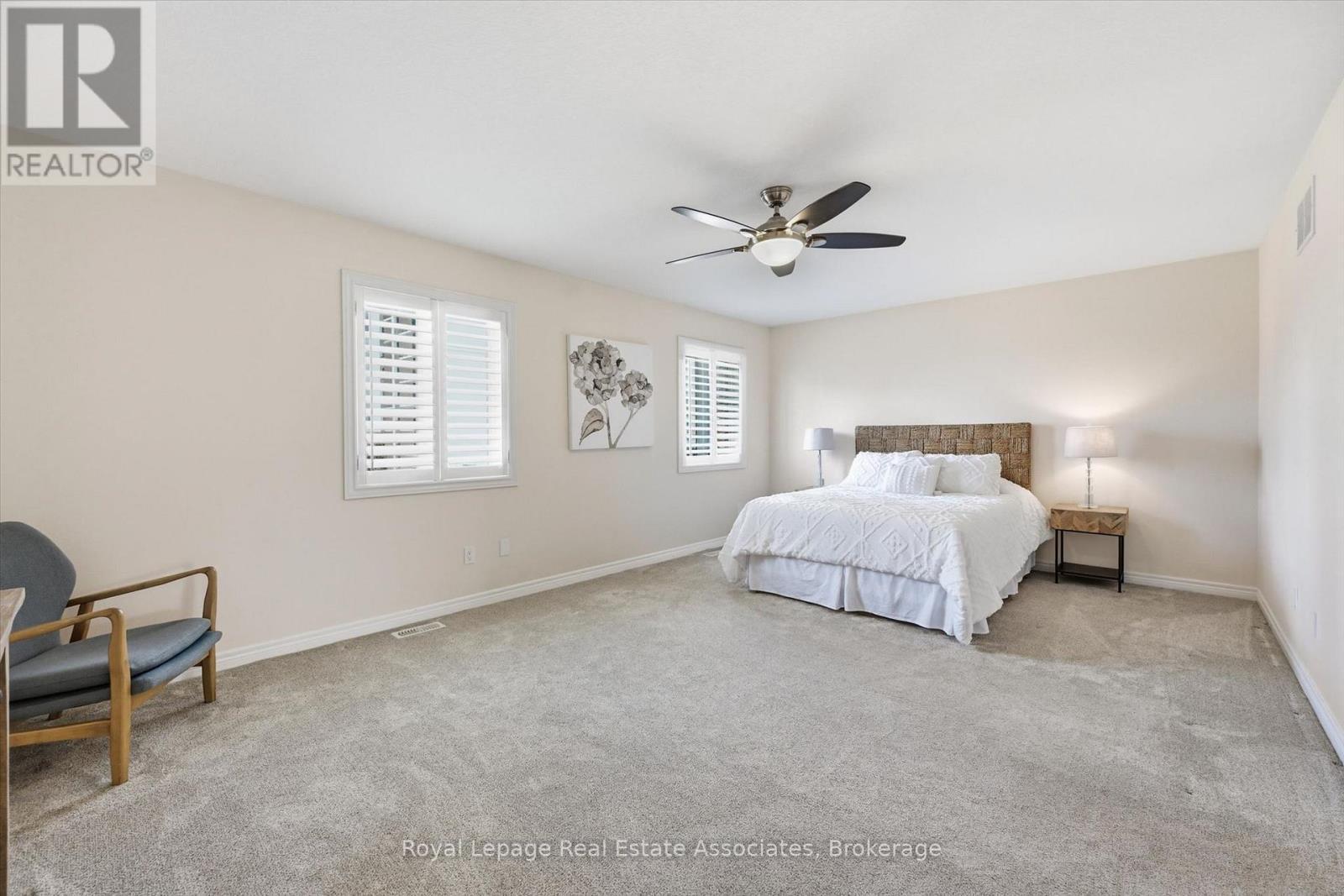 1 Southshore Crescent, Hamilton, ON