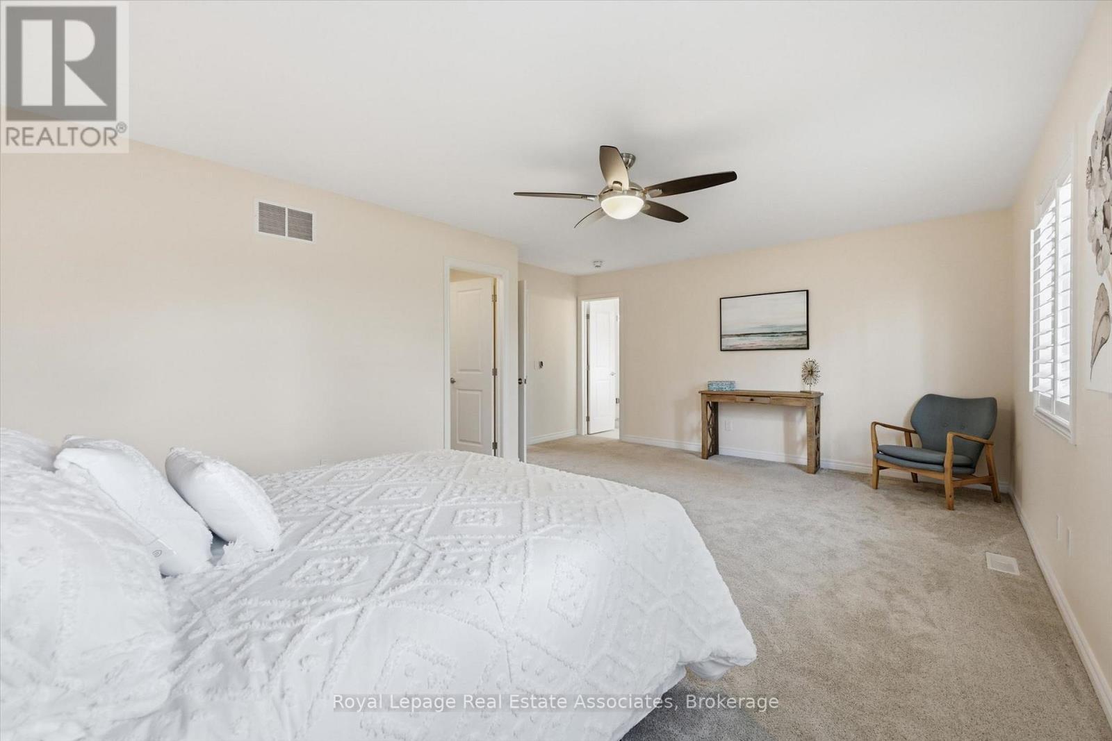 1 Southshore Crescent, Hamilton, ON