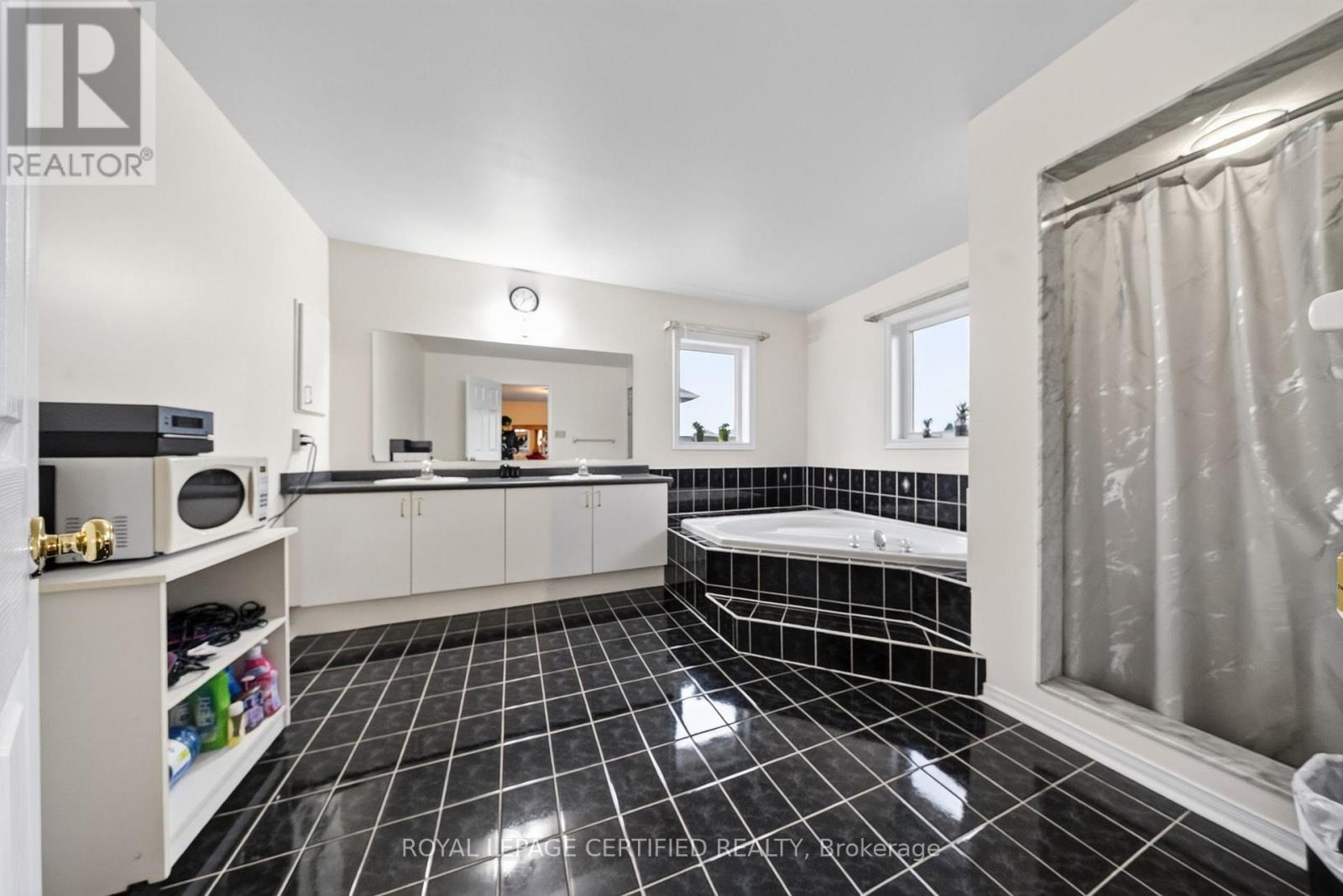 5344 Segriff Drive, Mississauga, ON