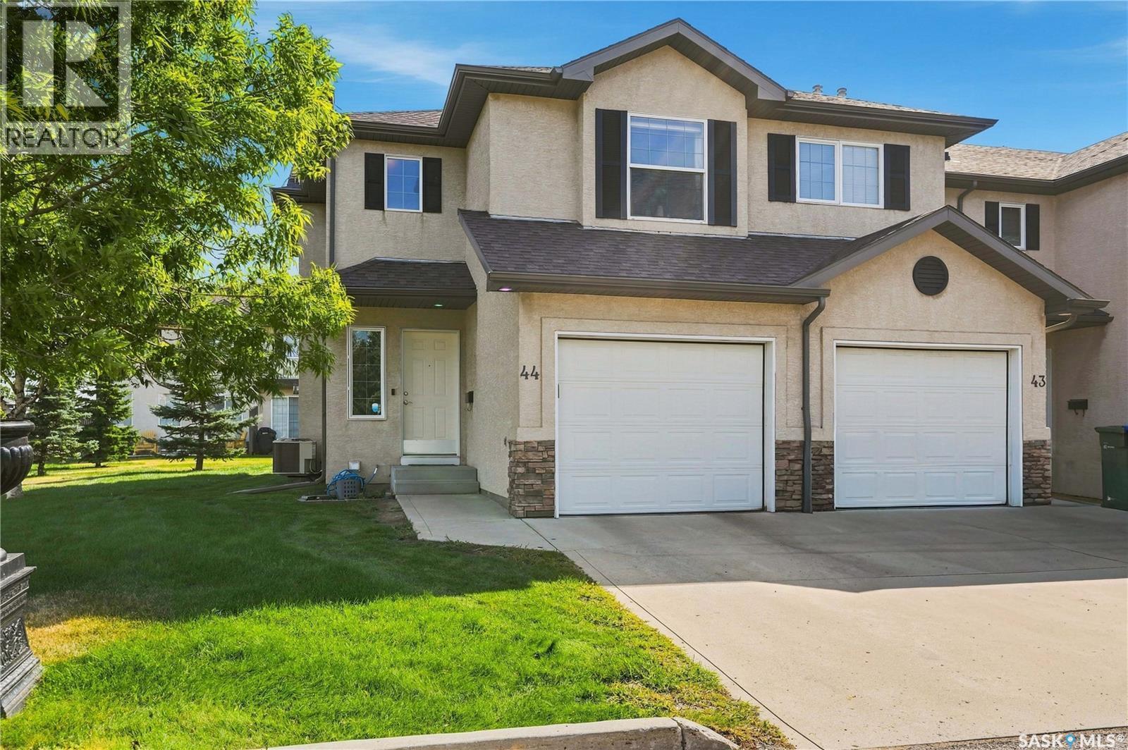 44 3101 Tregarva Drive E, Regina, SK