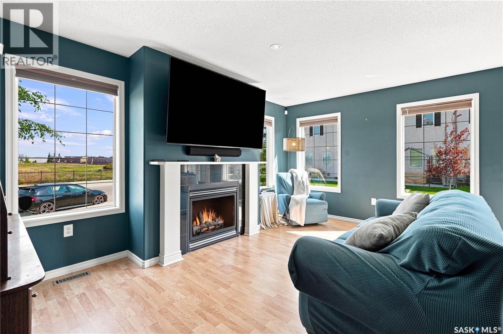 44 3101 Tregarva Drive E, Regina, SK